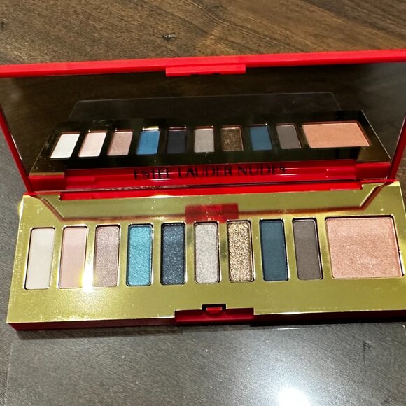 Estee Lauder Pure Color Envy Eye and Cheek Palette - Nudes - Picture 1 of 3